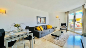 Modern and Spacious One Bedroom Apartment on the Paseo Marítimo of Marbella.